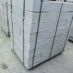 徐州 芙蓉白火烧两面路沿石