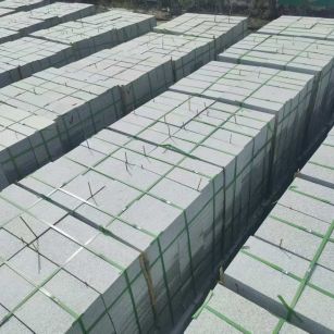 徐州 芝麻白1.8公分火烧300*600地铺，清仓大甩卖