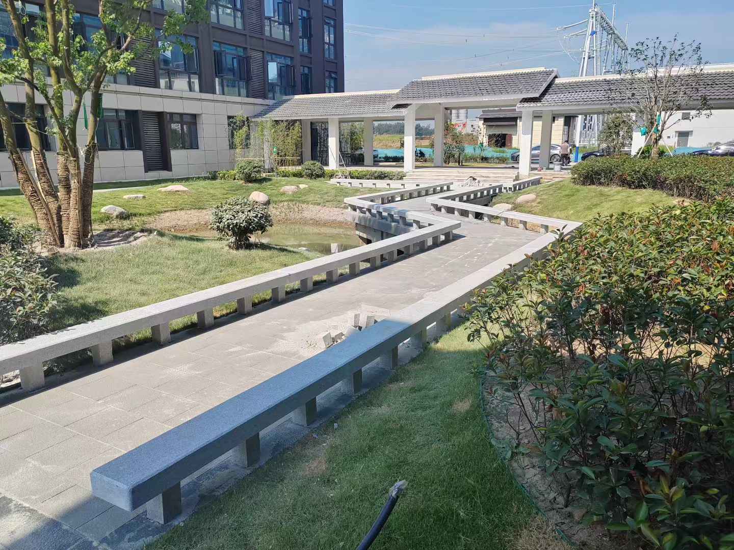 徐州 芝麻灰小区坐凳&栏杆安装效果