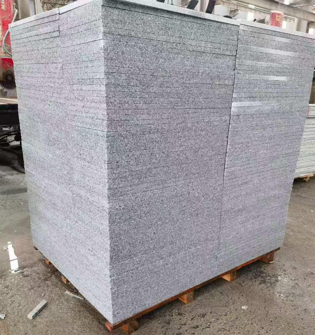 徐州 火烧面地铺石，街道广场园林市政工程板，1.8~5.0厚均有现货